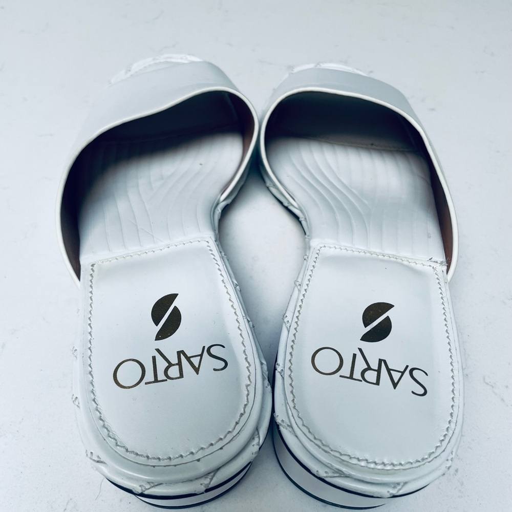 Franco Sarto White Sandals - Picture 4 of 10